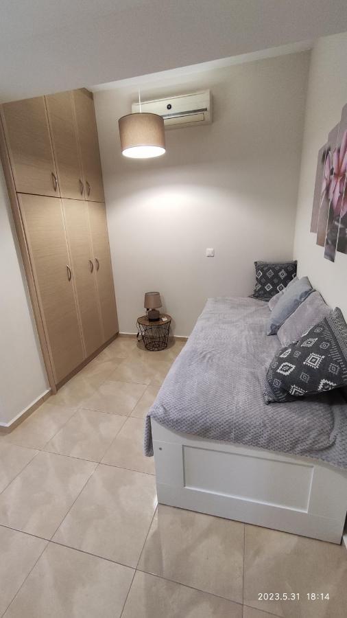 Urbi Garden Apartment Artemida  Luaran gambar